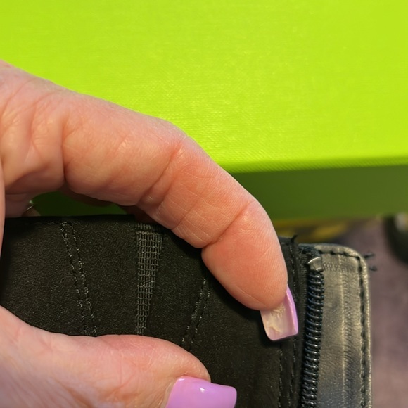 Women’s faux suede new without tags black knee-high boots.size 8 medium - Picture 10 of 10